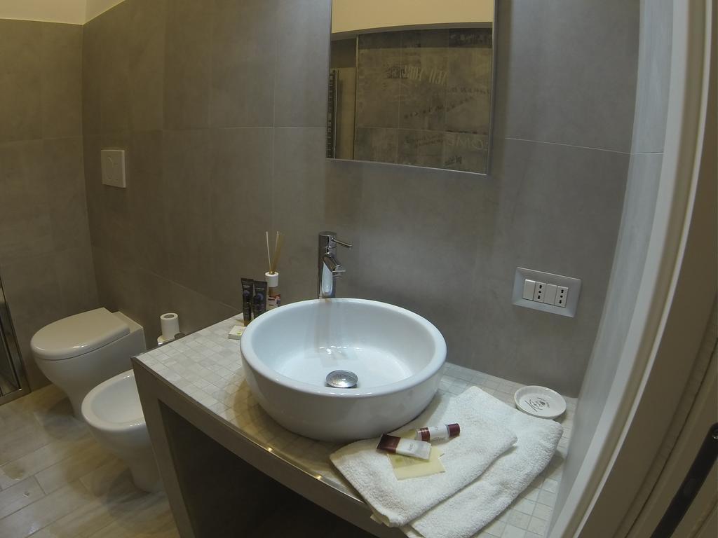 Suite Luisa Roma Esterno foto